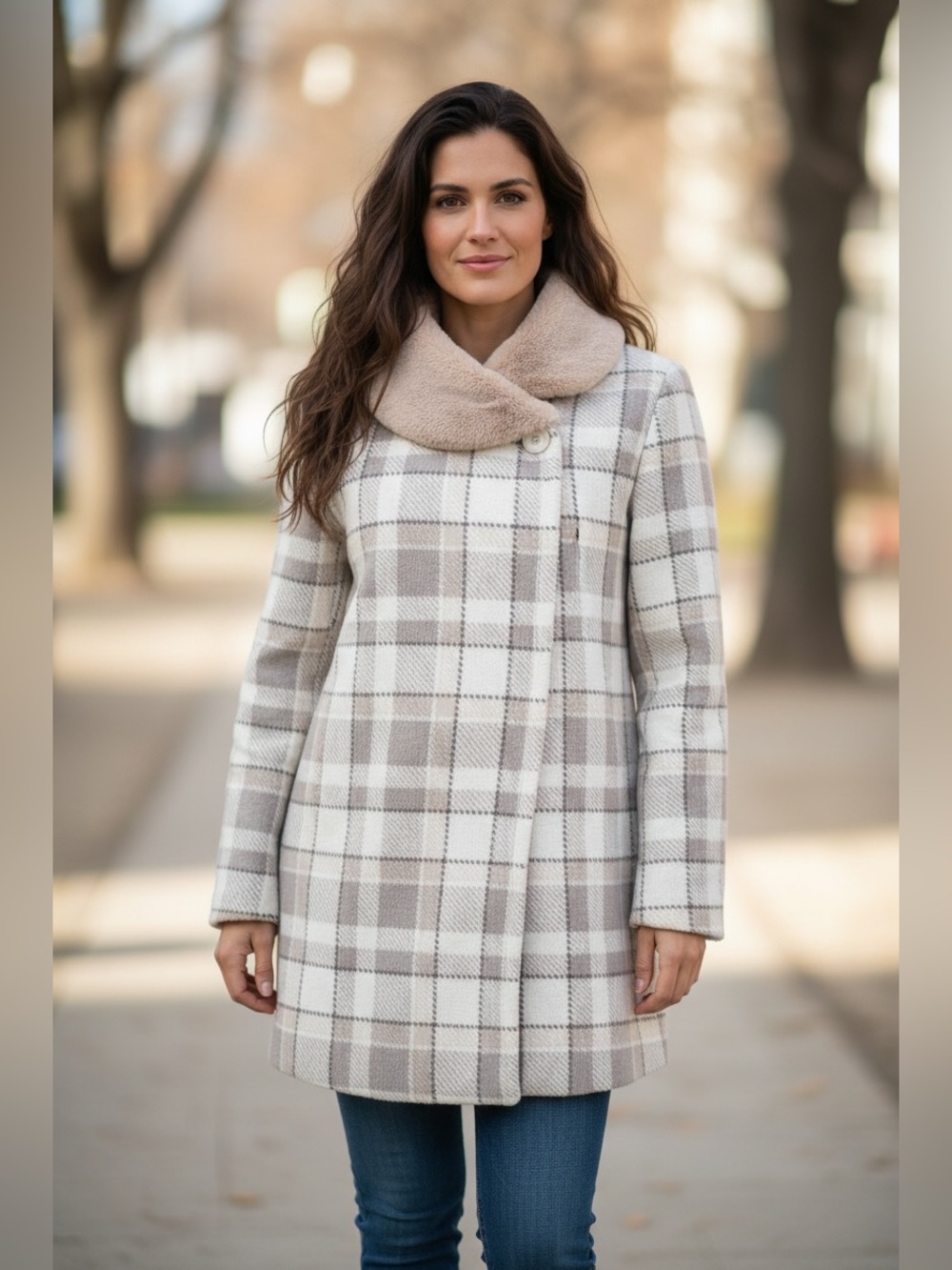 Ellen Reyes Plaid Faux Fur Collar Coat Small